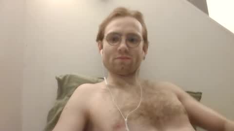 Snapshot of molliter chatting on 3, 3, 2025 molliter online show from 3, 3, 2025