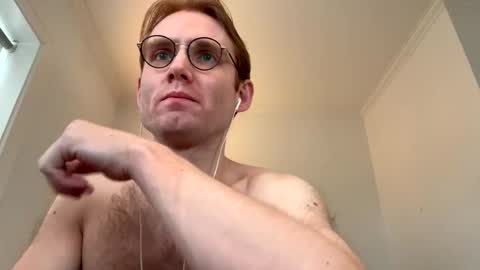 Snapshot of molliter chatting on 8, 10, 2025 molliter online show from 8, 10, 2025