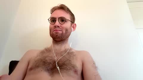 Snapshot of molliter chatting on 1, 11, 2025 molliter online show from 1, 11, 2025