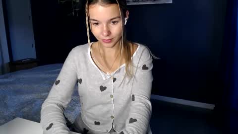 Molly online show from 17, 1, 2025