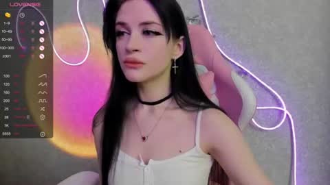 Molly - online show from 10, 7, 2026