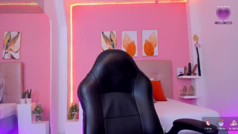    online show from 20, 10, 2025