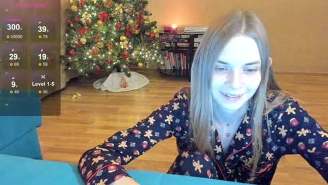 Molly Hunt online show from 25, 12, 2024