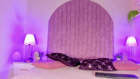 Molly Jackson online show from 13, 12, 2024