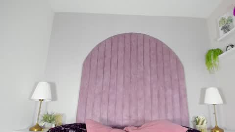 Molly Jackson online show from 30, 1, 2025