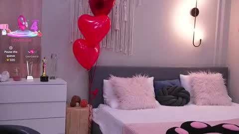 Molly online show from 15, 2, 2026