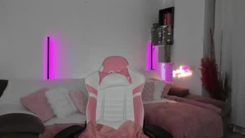 Molly online show from 23, 10, 2025