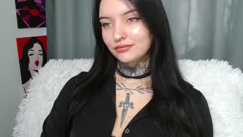 Snapshot of molly_montanaaa chatting on 28, 1, 2025 Lina online show from 28, 1, 2025
