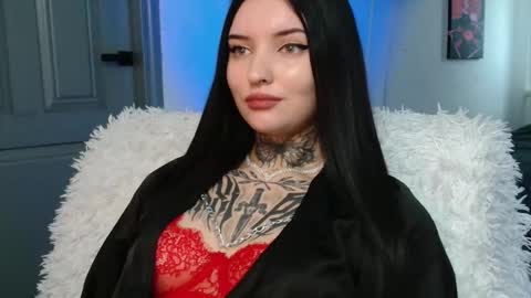 Snapshot of molly_montanaaa chatting on 7, 3, 2026 Lina online show from 7, 3, 2026