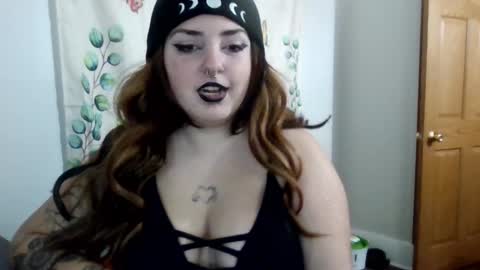 Snapshot of molly_moonxxx chatting on 26, 11, 2025 molly_moonxxx online show from 26, 11, 2025