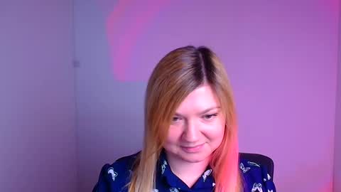 Molly online show from 7, 2, 2025