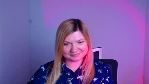 Molly online show from 8, 2, 2025