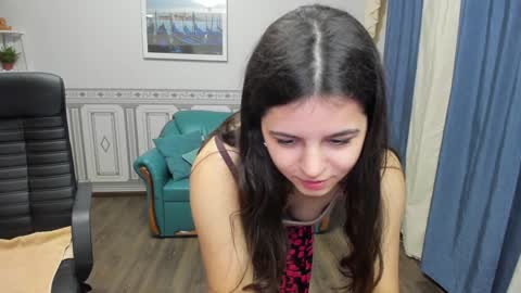 Molly Owens online show from 8, 2, 2025