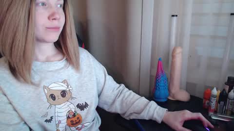 I have new photos come and see with love Molly online show from 23, 2, 2025