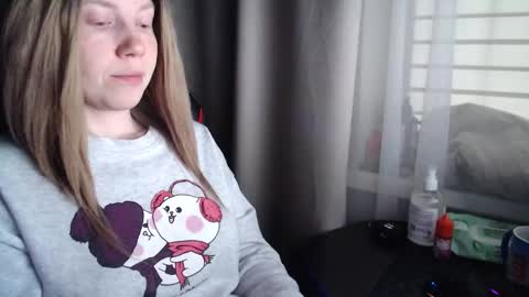 I have new photos come and see with love Molly online show from 1, 11, 2025