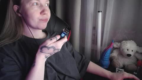 Snapshot of molly_royse chatting on 2, 2, 2026 I have new photos come and see with love Molly online show from 2, 2, 2026