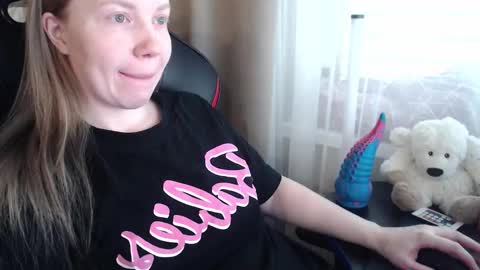 Snapshot of molly_royse chatting on 3, 2, 2026 I have new photos come and see with love Molly online show from 3, 2, 2026