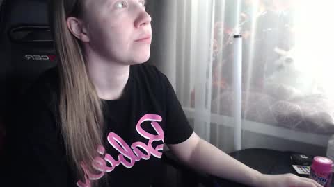 Snapshot of molly_royse chatting on 21, 2, 2026 I have new photos come and see with love Molly online show from 21, 2, 2026