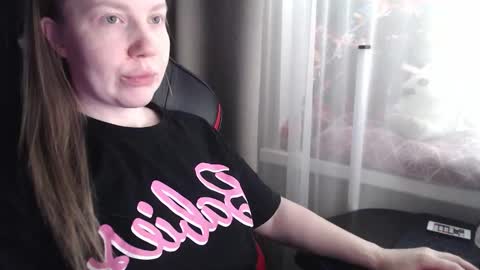 Snapshot of molly_royse chatting on 23, 2, 2026 I have new photos come and see with love Molly online show from 23, 2, 2026