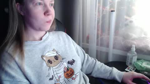 Snapshot of molly_royse chatting on 24, 2, 2026 I have new photos come and see with love Molly online show from 24, 2, 2026