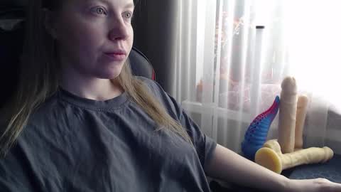 Snapshot of molly_royse chatting on 15, 3, 2026 I have new photos come and see with love Molly online show from 15, 3, 2026