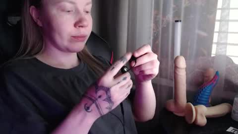 Snapshot of molly_royse chatting on 16, 3, 2026 I have new photos come and see with love Molly online show from 16, 3, 2026