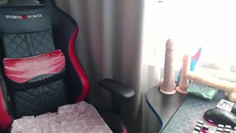 Snapshot of molly_royse chatting on 11, 4, 2026 I have new photos come and see with love Molly online show from 11, 4, 2026