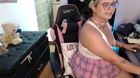 Molly online show from 18, 9, 2025