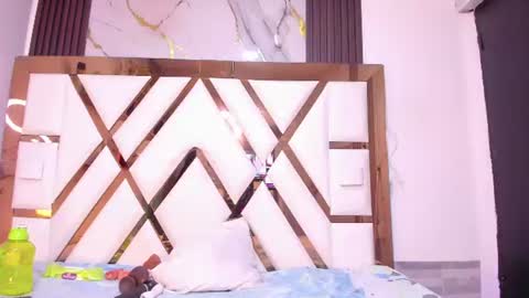 Snapshot of molly_sweetee chatting on 12, 7, 2026 Yuli online show from 12, 7, 2026
