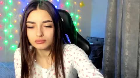 Snapshot of molly_ww chatting on 13, 1, 2026 Molly online show from 13, 1, 2026