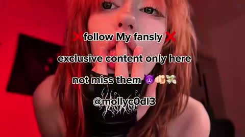 Snapshot of mollycodle chatting on 15, 4, 2026 Goddess Katherine online show from 15, 4, 2026