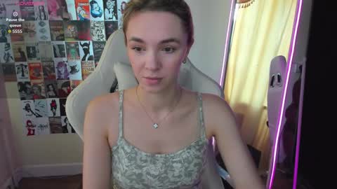 Molly online show from 15, 9, 2025