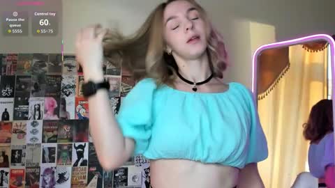 Molly online show from 21, 9, 2025