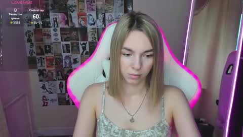 Molly online show from 28, 9, 2025