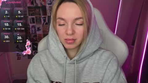 Molly online show from 26, 10, 2025