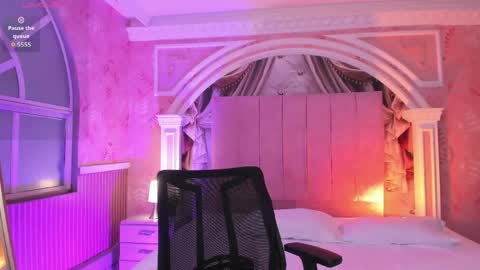 Snapshot of mollydoll_amour chatting on 2, 6, 2026 MollyDoll online show from 2, 6, 2026