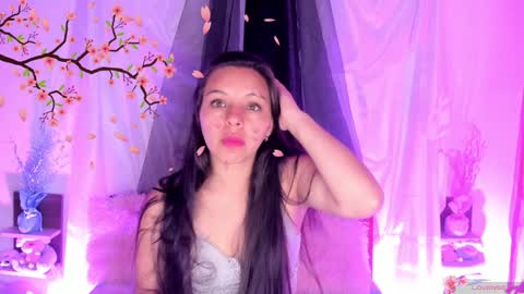 Snapshot of mollylewis18 chatting on 24, 1, 2025 New girl Emily Valentina Michelle online show from 24, 1, 2025