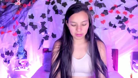 Snapshot of mollylewis18 chatting on 6, 2, 2025 New girl Emily Valentina Michelle online show from 6, 2, 2025
