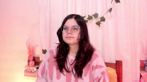 Snapshot of mollylewis18 chatting on 11, 2, 2025 New girl Emily Valentina Michelle online show from 11, 2, 2025
