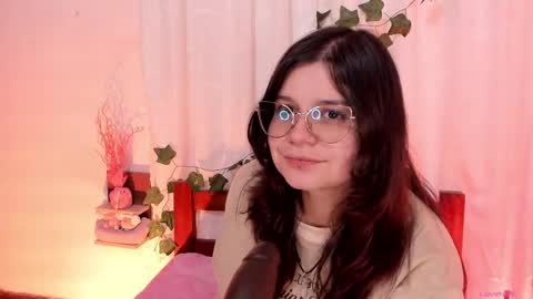 Snapshot of mollylewis18 chatting on 12, 2, 2025 New girl Emily Valentina Michelle online show from 12, 2, 2025