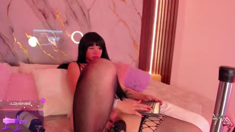 Snapshot of mollylewis18 chatting on 17, 9, 2025 New girl Emily Valentina  Michelle online show from 17, 9, 2025