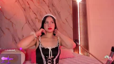 Snapshot of mollylewis18 chatting on 5, 10, 2025 New girl Emily Valentina  Michelle online show from 5, 10, 2025