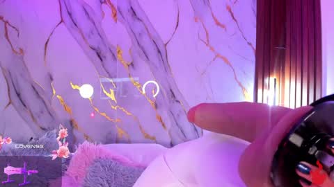 New girl Emily Valentina  Michelle online show from 28, 4, 2026