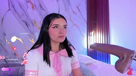 New girl Emily Valentina  Michelle online show from 8, 5, 2026