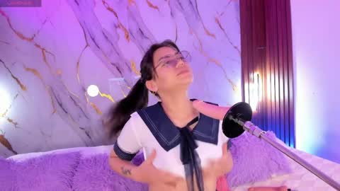 New girl Emily Valentina  Michelle online show from 9, 5, 2026