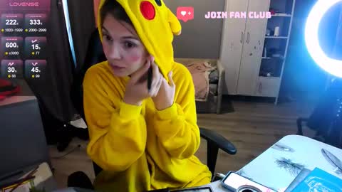 Snapshot of mollylollipop20 chatting on 16, 9, 2025 KIRA online show from 16, 9, 2025