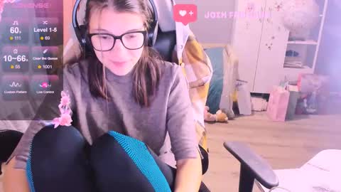  KIRA  online show from 10, 11, 2025