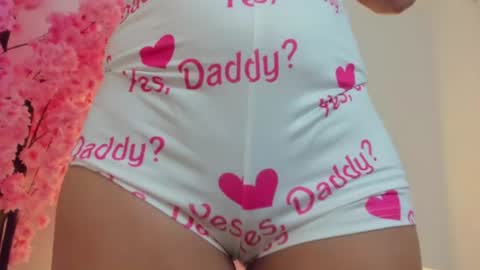 mollylove_ online show from 25, 6, 2026