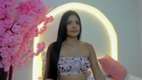 mollylove_ online show from 27, 6, 2026