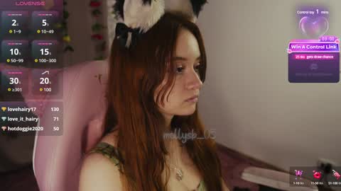 Snapshot of mollysb_05 chatting on 16, 12, 2024 mollysb_05 online show from 16, 12, 2024